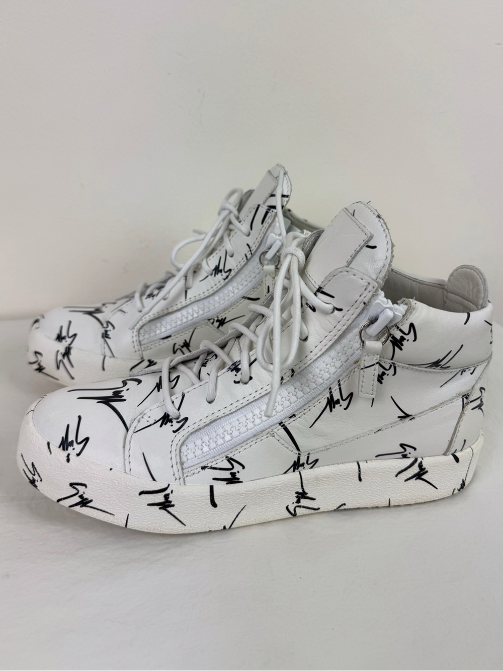 Giuseppe Zanotti KRISS All Over Signature Print Sneakers